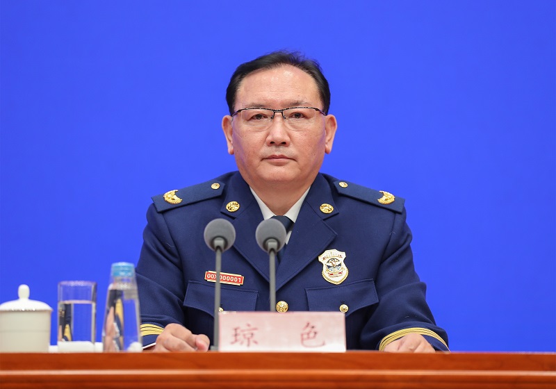 想看女生的逼下载什么软件应急部党组成员、消防救援局局长琼色出席新闻发布会